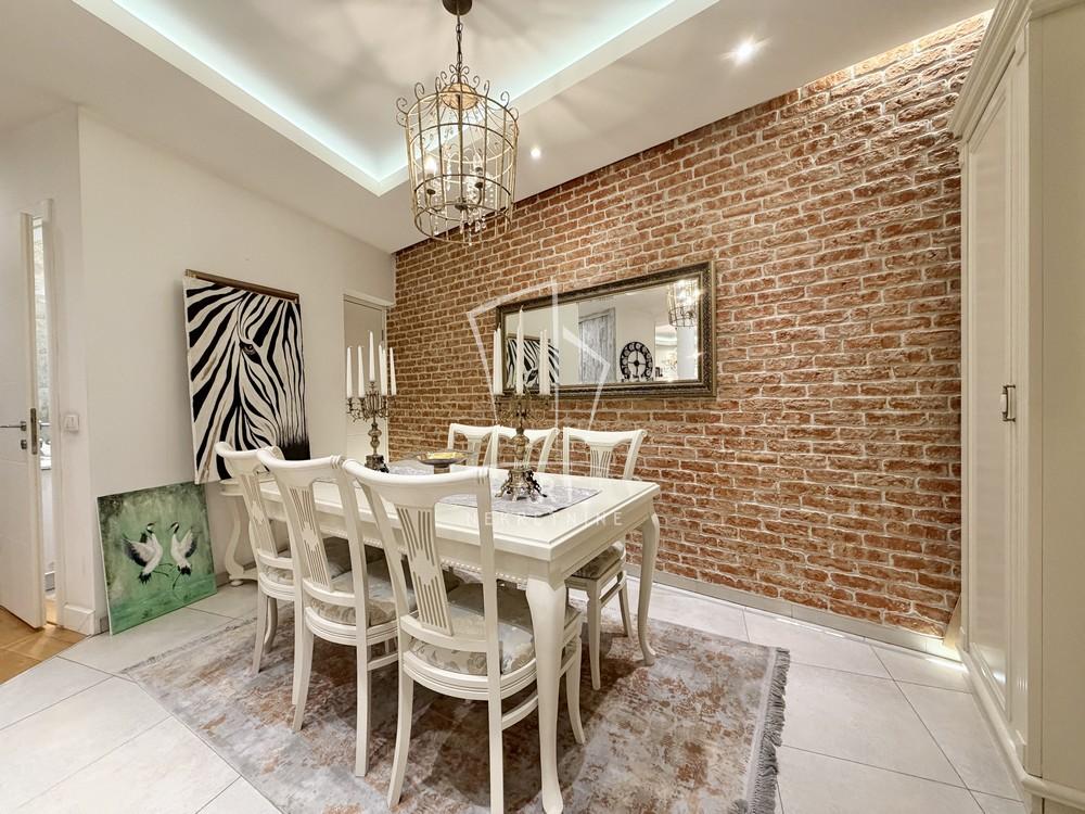 Stan na prodaju u Beogradu, Stari grad, trosoban, 84m2, cena 417000 evra