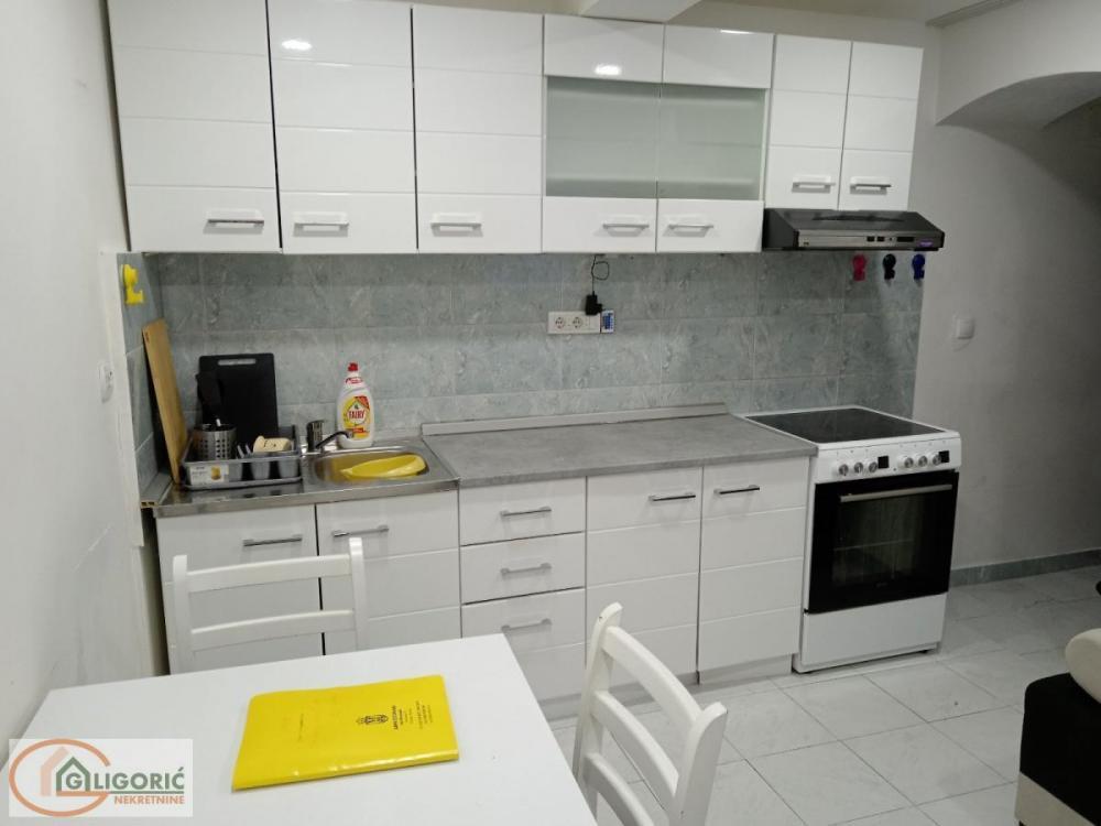 Stan na prodaju u Beogradu, Beograd (centar), jednosoban, 30m2, cena 105000 evra