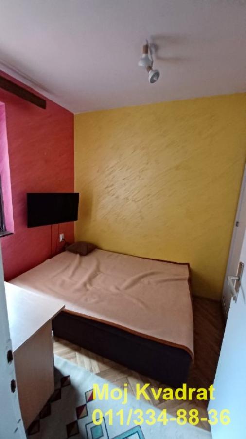 Stan na prodaju u Beogradu, Banovo brdo, trosoban, 75m2, cena 210000 evra