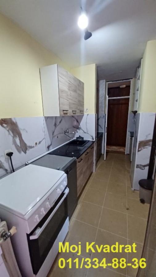 Stan na prodaju u Beogradu, Banovo brdo, trosoban, 75m2, cena 210000 evra