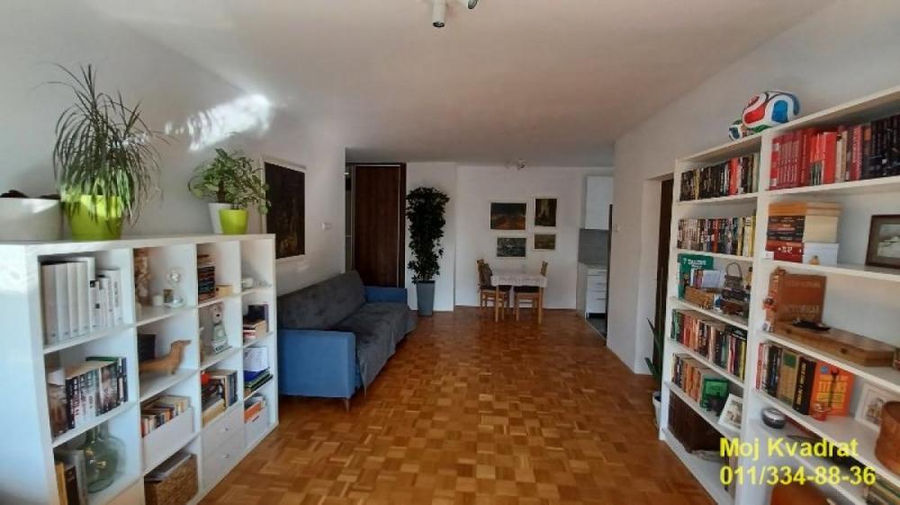 Stan na prodaju u Beogradu, Kalvarija, dvosoban, 62m2, cena 210000 evra