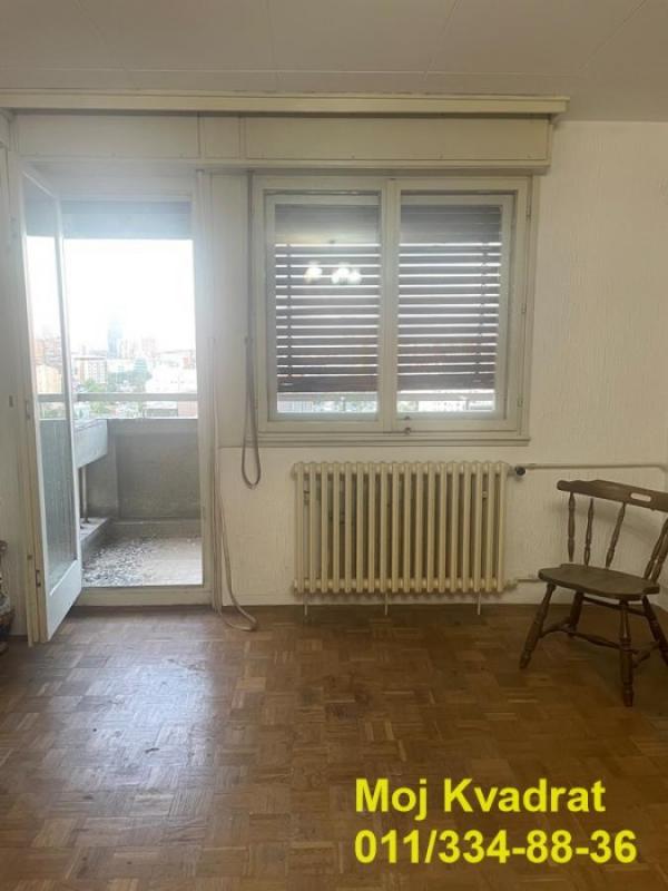 Stan na prodaju u Beogradu, Novi Beograd blok 45 (TC Enjub), jednoiposoban, 50m2, cena 168000 evra