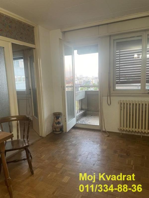 Stan na prodaju u Beogradu, Novi Beograd blok 45 (TC Enjub), jednoiposoban, 50m2, cena 168000 evra