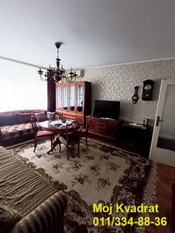Stan na prodaju u Beogradu, Novi Beograd blok 38 (OŠ Ratko Mitrović), dvoiposoban, 65m2, cena 199000 evra