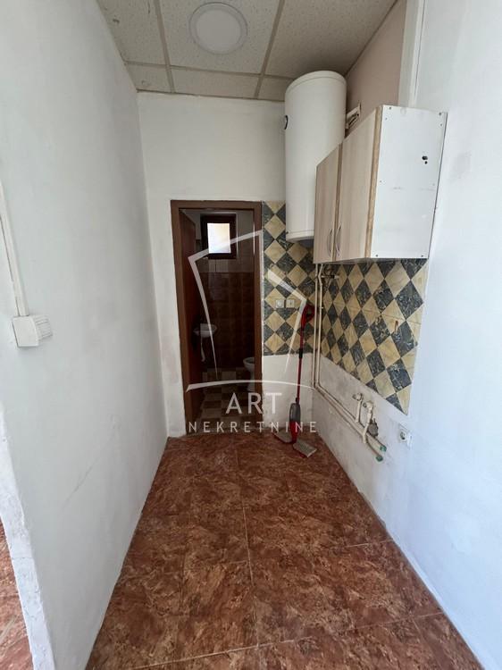 Stan na prodaju u Beogradu, Gornji grad, jednosoban, 38m2, cena 75000 evra