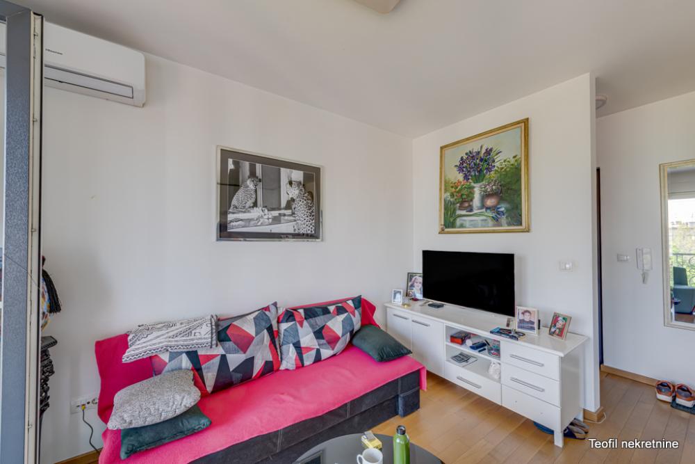 Stan na prodaju u Beogradu, Zvezdara, jednosoban, 30m2, cena 147000 evra