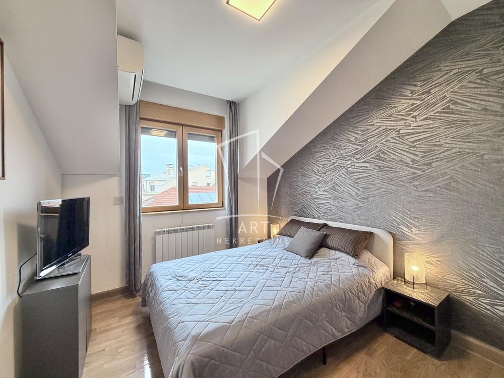 Stan na prodaju u Beogradu, Pašino brdo, cetvorosoban, 99m2, cena 412000 evra
