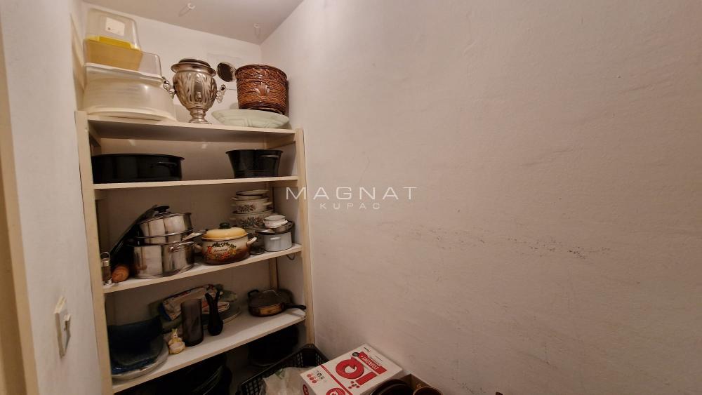 Stan na prodaju u Beogradu, Čukarica, troiposoban, 91m2, cena 218000 evra