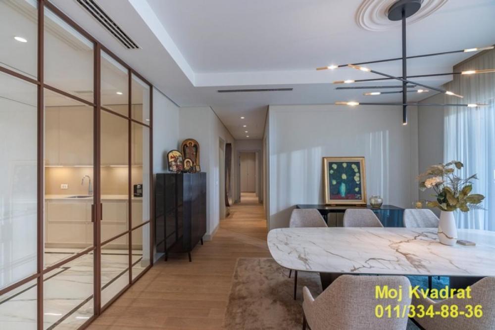 Stan na prodaju u Beogradu, Novi Beograd blok 9A (Dom Zdravlja), cetvorosoban, 167m2, cena 949999 evra