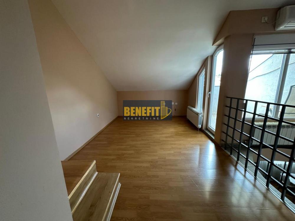 Stan na prodaju u Beogradu, Voždovac, 118m2, cena 279000 evra