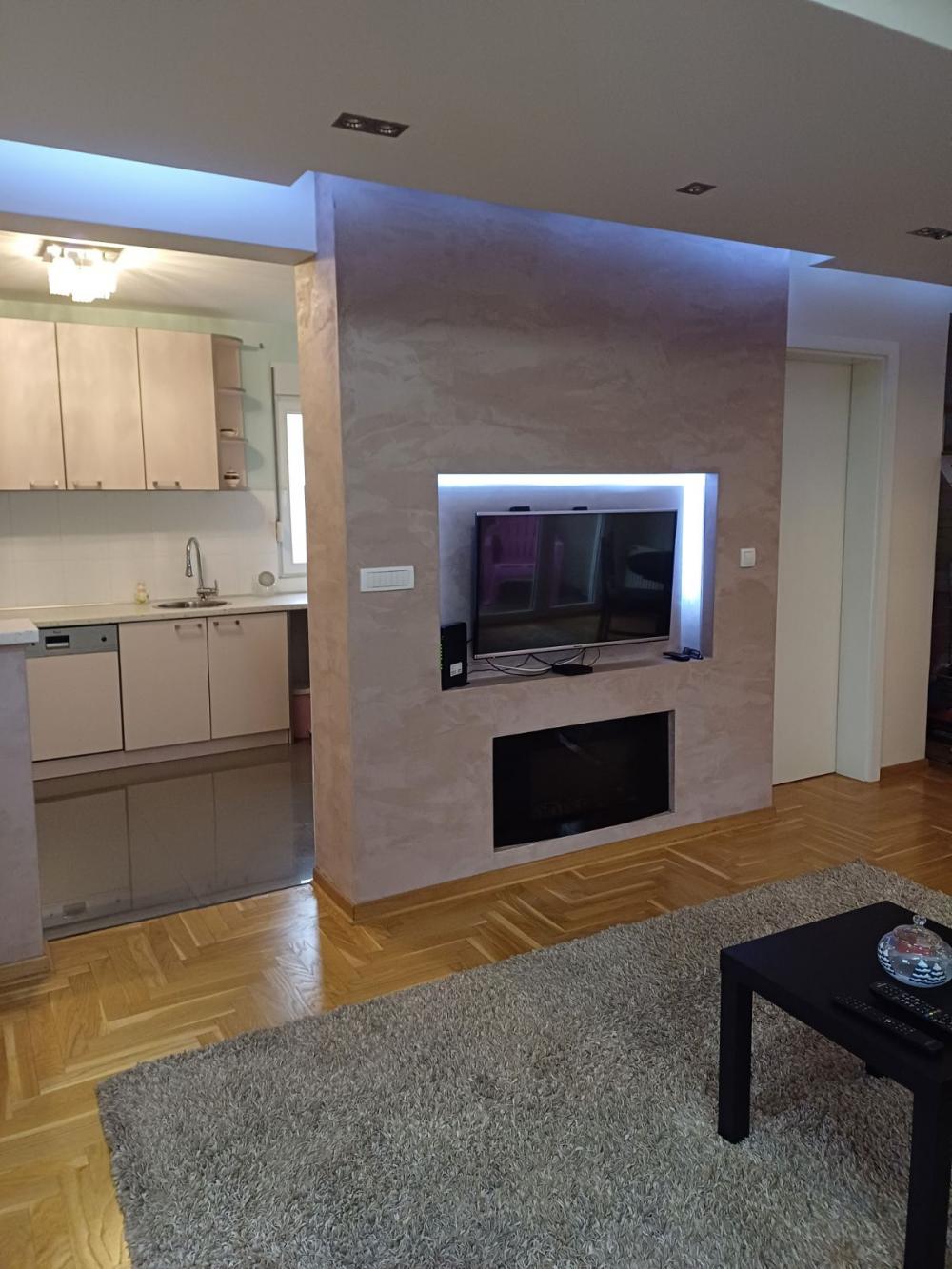 Stan na prodaju u Beogradu, Gornji grad, trosoban, 84m2, cena 304500 evra