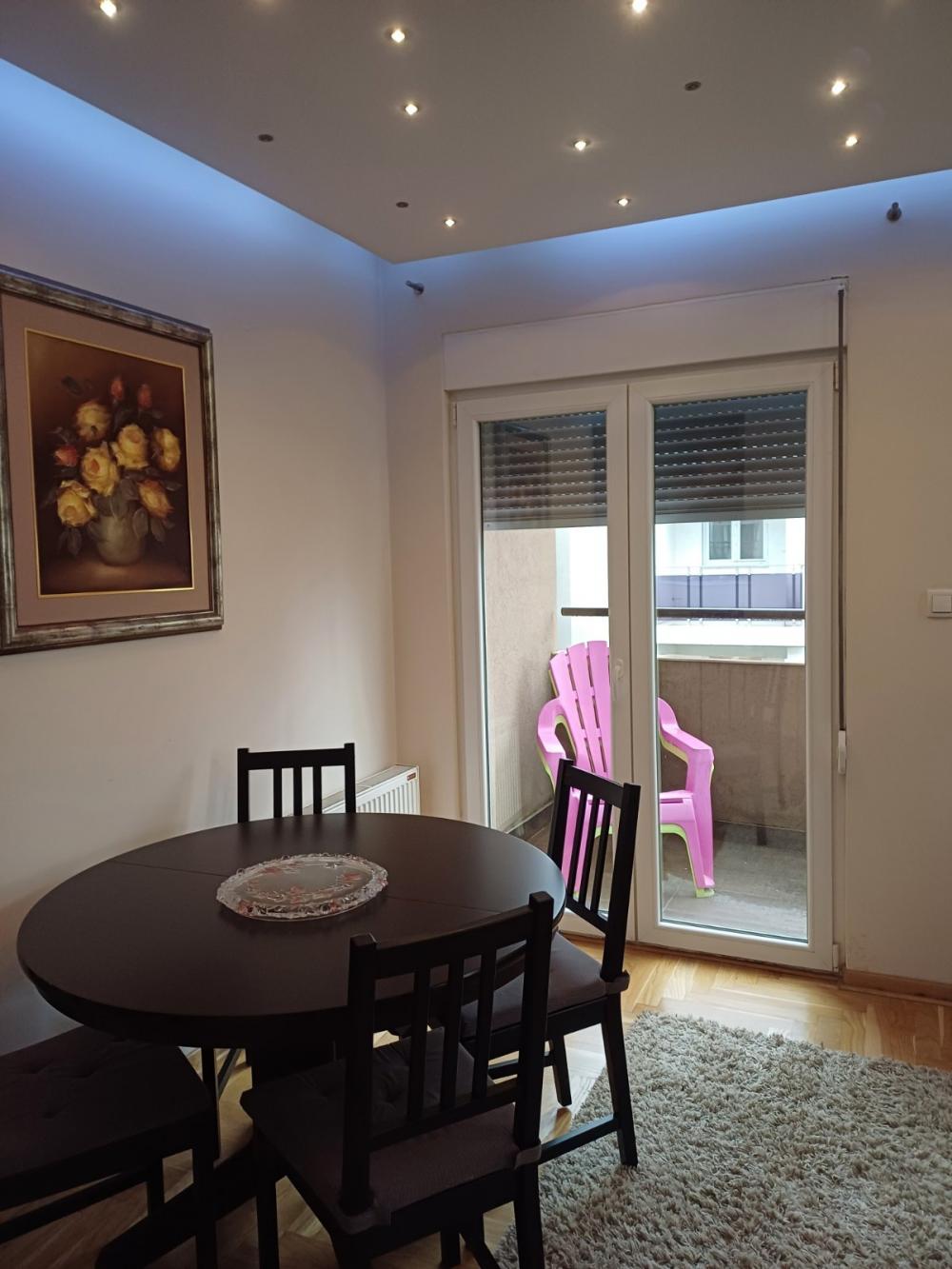 Stan na prodaju u Beogradu, Gornji grad, trosoban, 84m2, cena 304500 evra