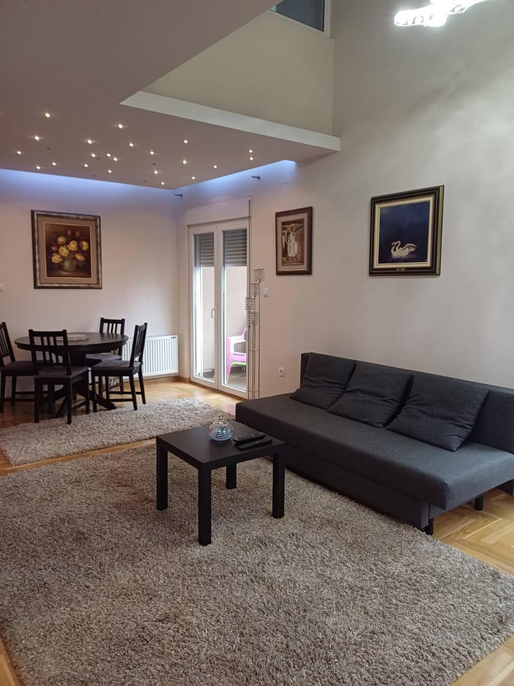 Stan na prodaju u Beogradu, Gornji grad, trosoban, 84m2, cena 304500 evra