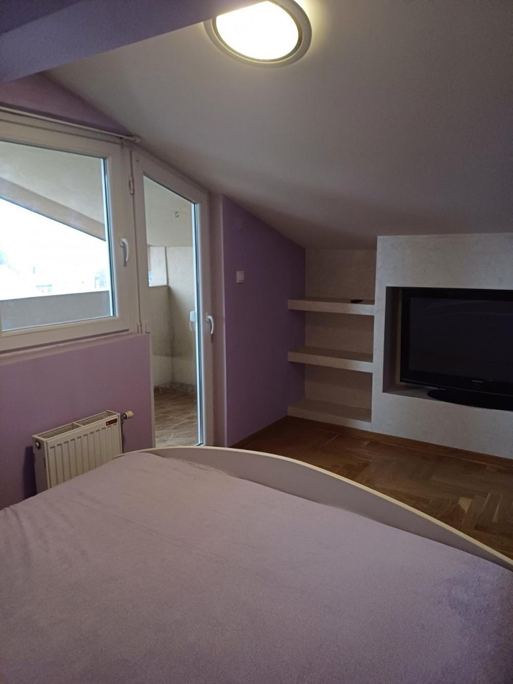 Stan na prodaju u Beogradu, Gornji grad, trosoban, 84m2, cena 304500 evra