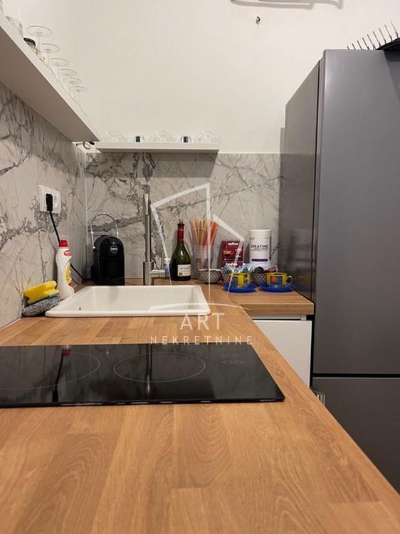 Stan na prodaju u Beogradu, Stari grad, 23m2, cena 145000 evra