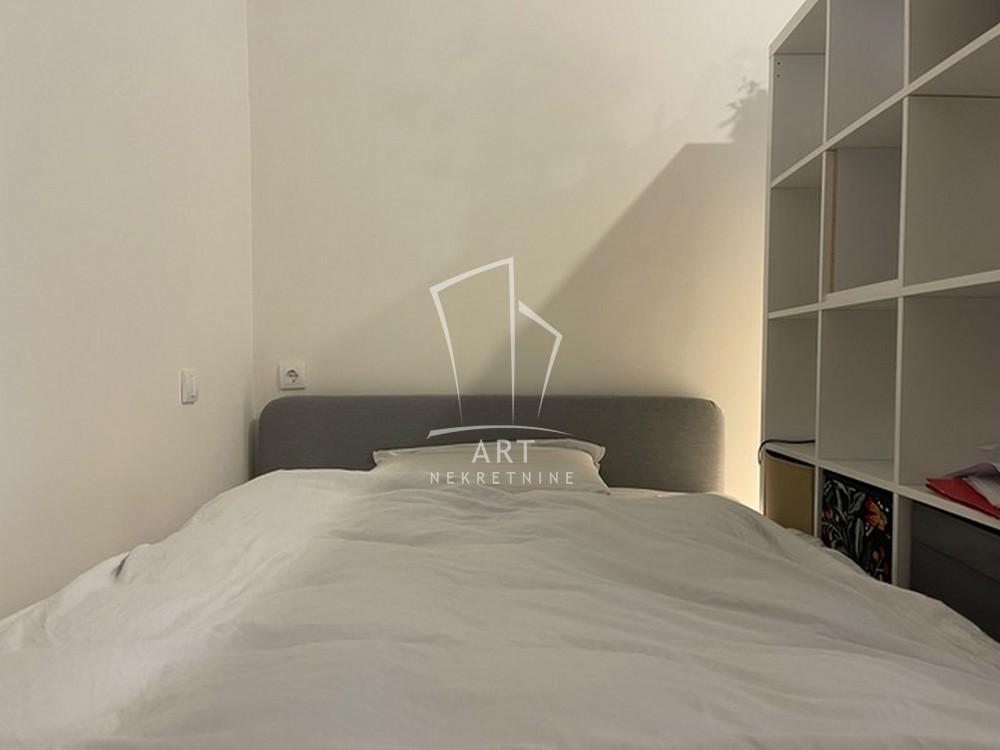 Stan na prodaju u Beogradu, Stari grad, 23m2, cena 145000 evra