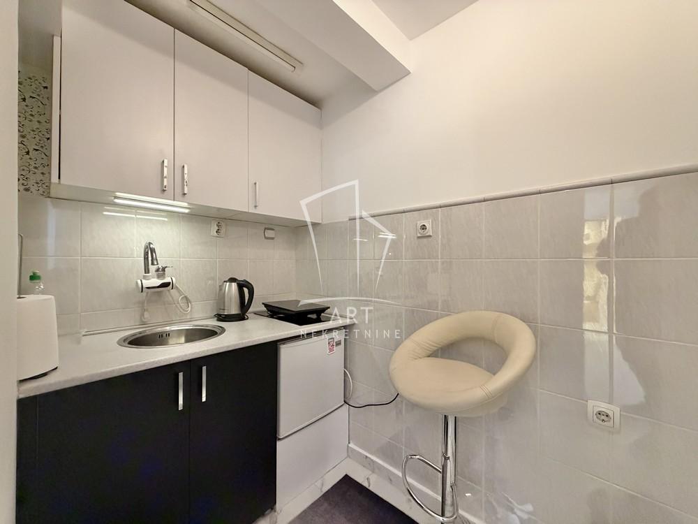 Stan na prodaju u Beogradu, Stari grad, 25m2, cena 159000 evra