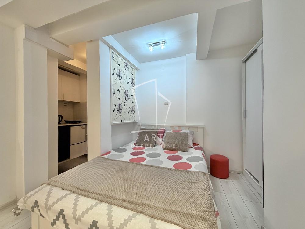 Stan na prodaju u Beogradu, Stari grad, 25m2, cena 159000 evra