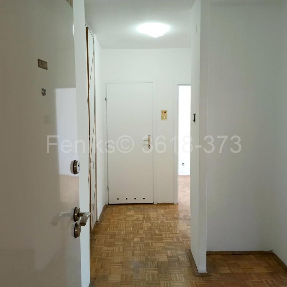 Stan na prodaju u Beogradu, Meandri, jednoiposoban, 56m2, cena 155000 evra