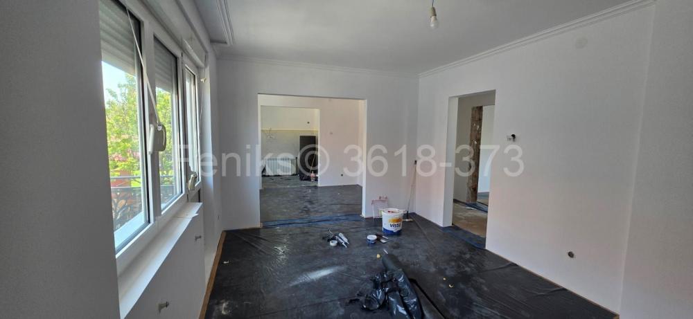 Stan na prodaju u Beogradu, Kaluđerica, troiposoban, 90m2, cena 145000 evra