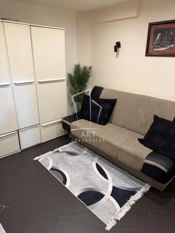 Stan na prodaju u Beogradu, Stari grad, dvosoban, 18m2, cena 85000 evra