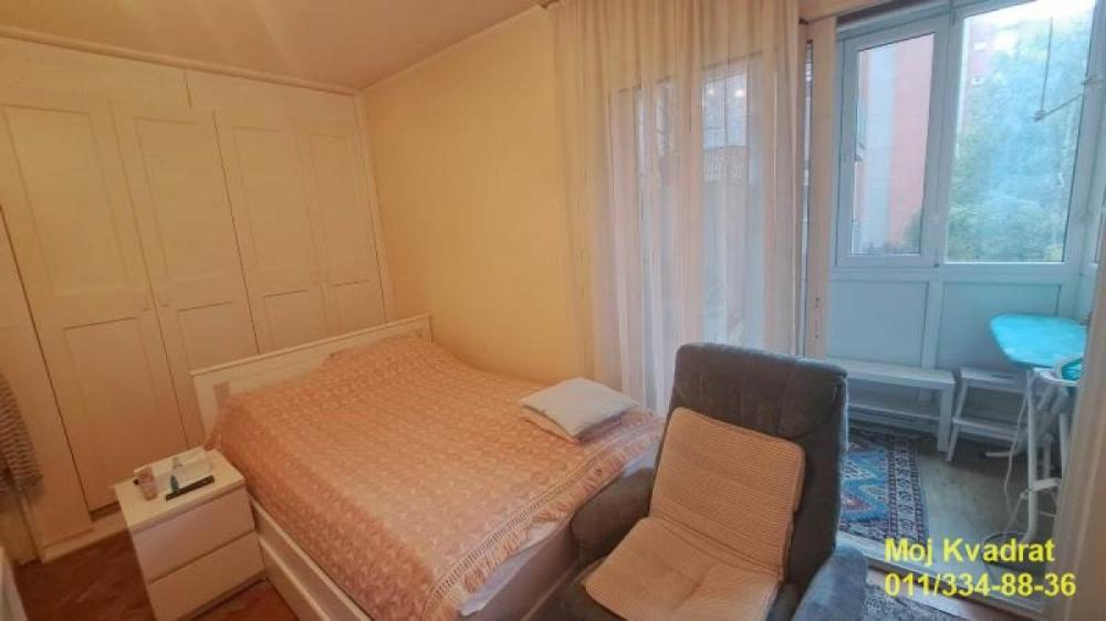 Stan na prodaju u Beogradu, Vukov spomenik, jednoiposoban, 42m2, cena 188000 evra