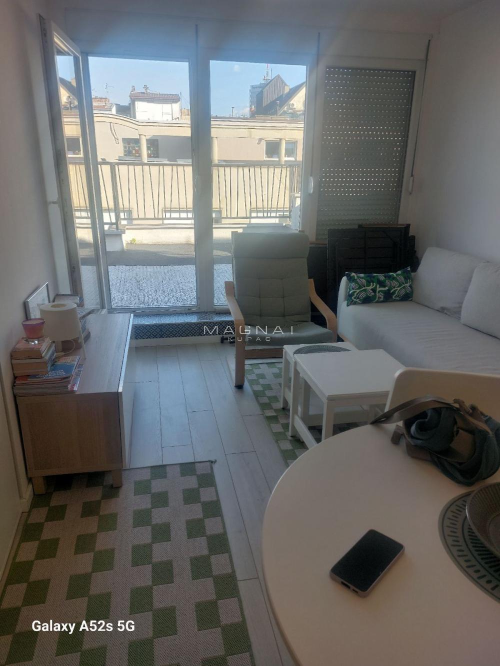 Stan na prodaju u Beogradu, Stari grad, jednoiposoban, 31m2, cena 175000 evra