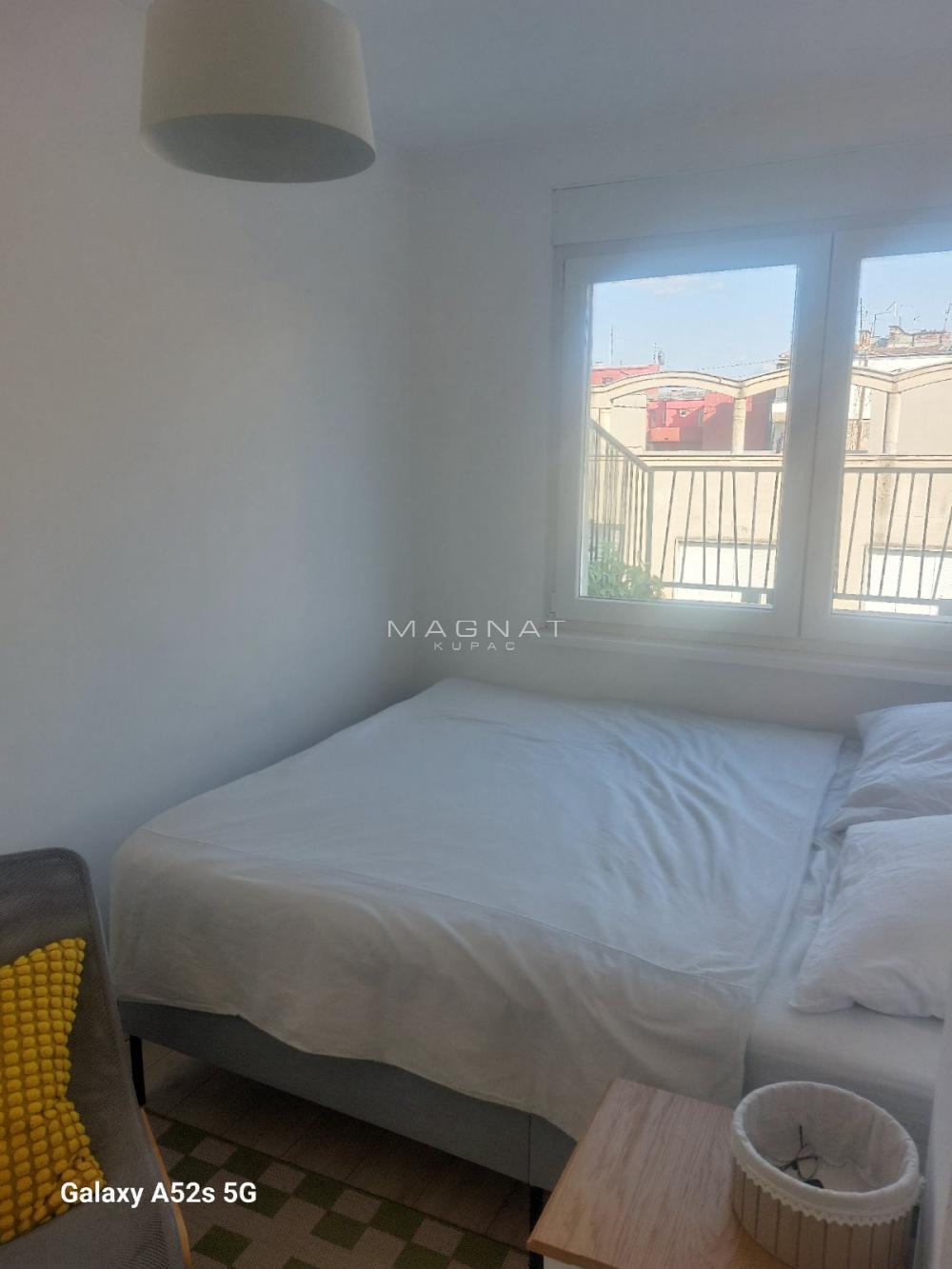 Stan na prodaju u Beogradu, Stari grad, jednoiposoban, 31m2, cena 175000 evra