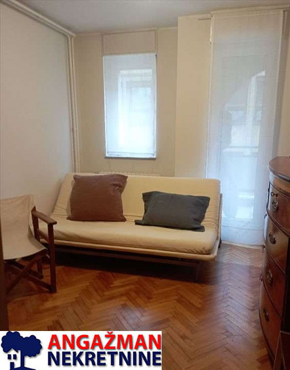 Stan na prodaju u Beogradu, Vračar (Centar), cetvorosoban, 103m2, cena 460000 evra