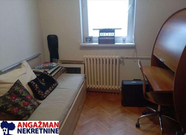 Stan na prodaju u Beogradu, Vračar (Centar), cetvorosoban, 103m2, cena 460000 evra