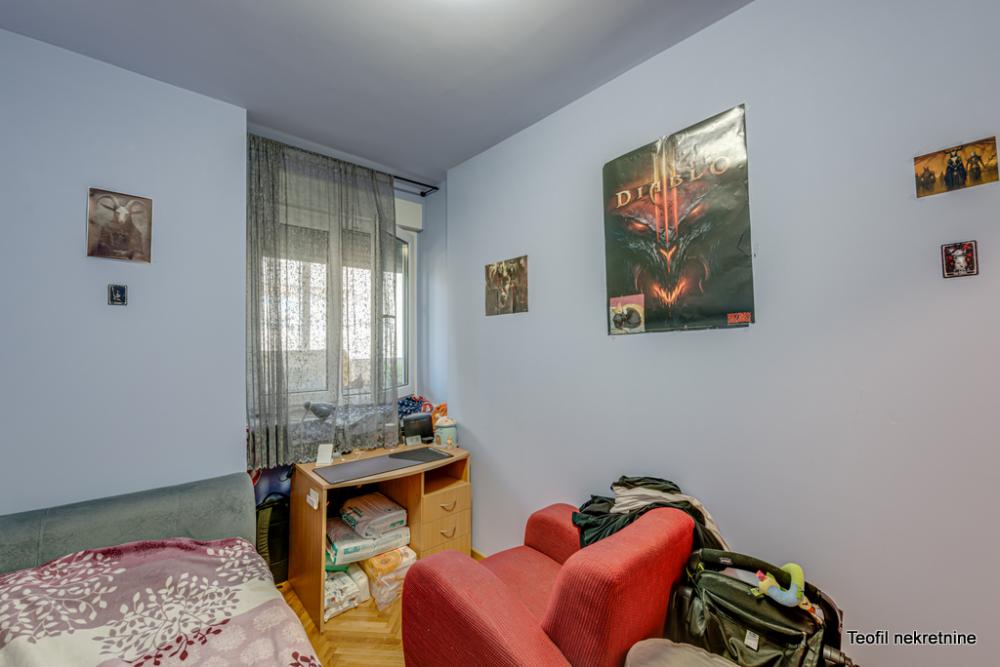 Stan na prodaju u Beogradu, Vračar, dvoiposoban, 84m2, cena 335000 evra