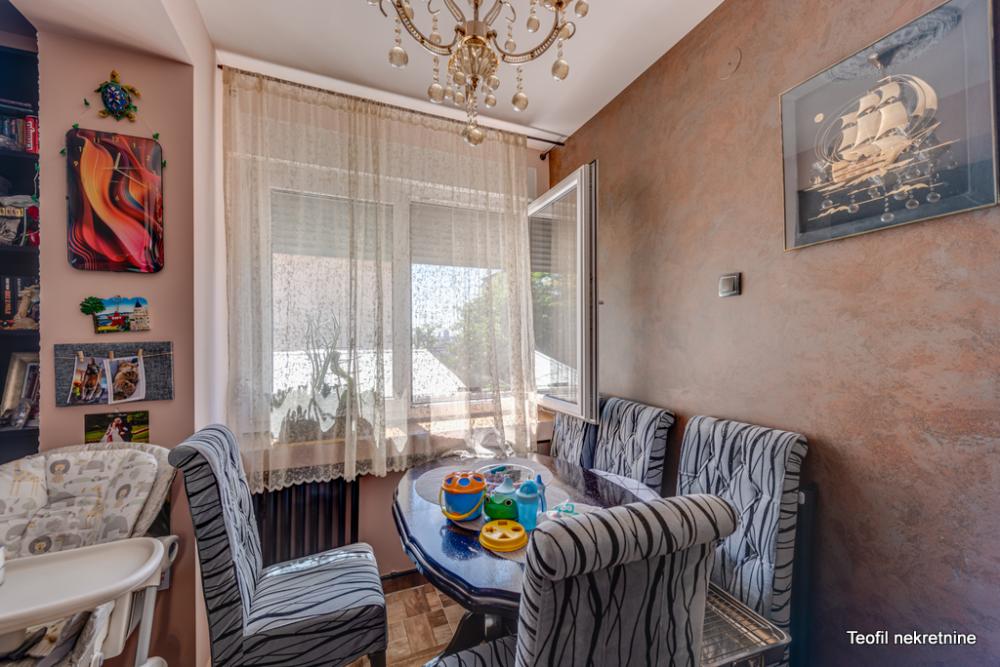 Stan na prodaju u Beogradu, Vračar, dvoiposoban, 84m2, cena 335000 evra