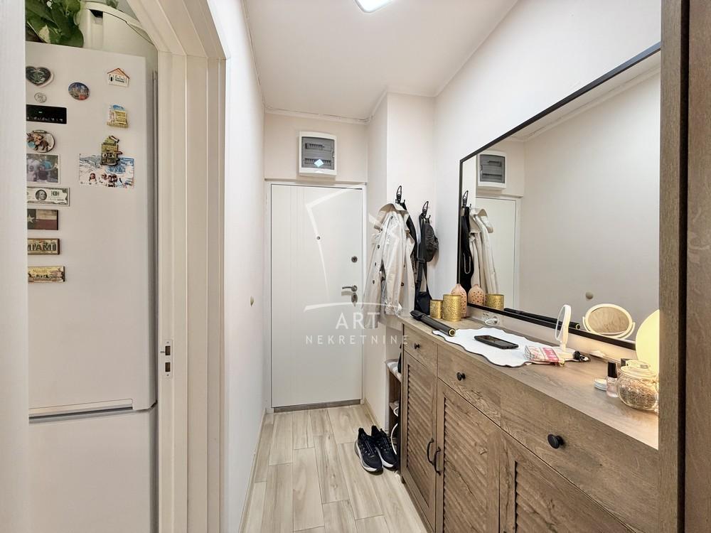 Stan na prodaju u Beogradu, Banovo brdo, dvosoban, 50m2, cena 158000 evra