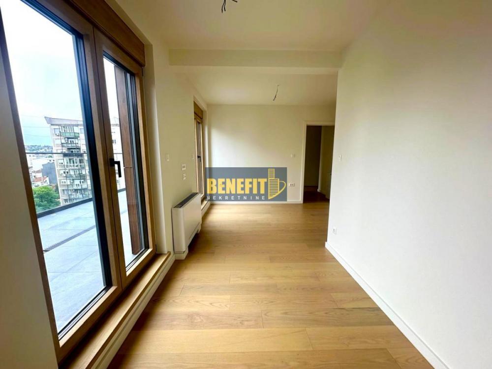 Stan na prodaju u Beogradu, Južni bulevar, cetvorosoban, 127m2, cena 538000 evra
