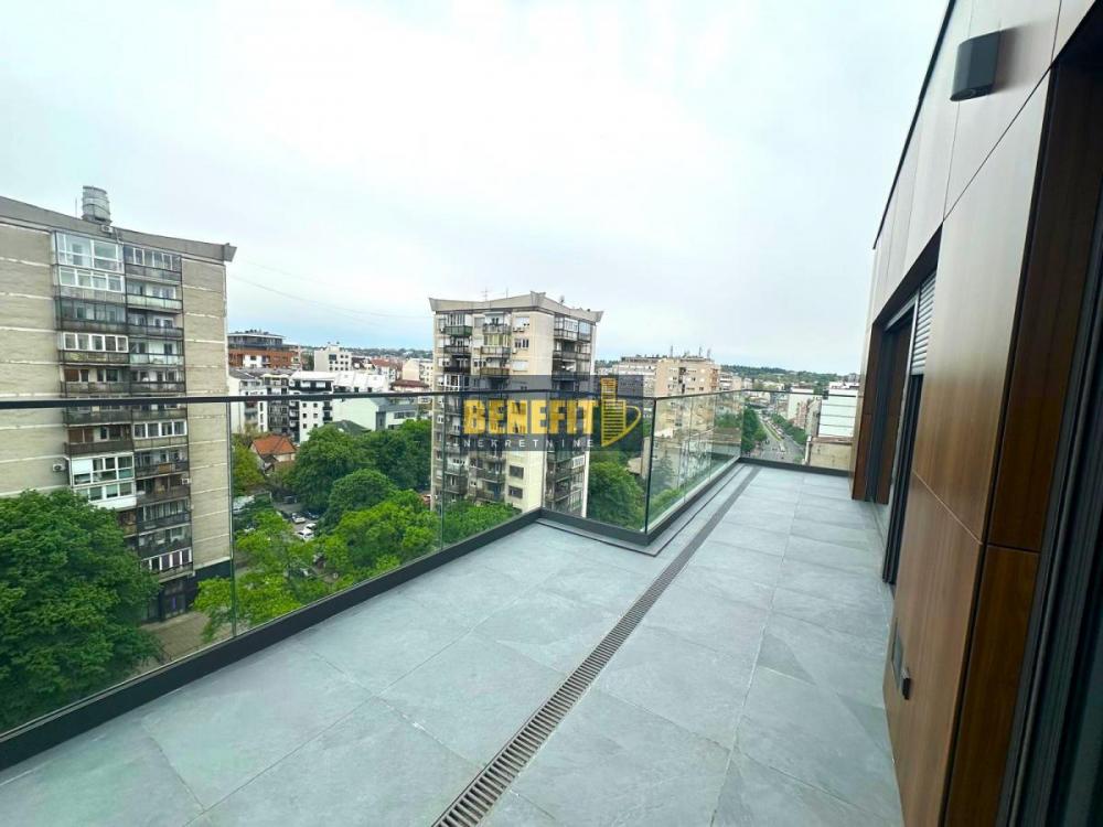 Stan na prodaju u Beogradu, Južni bulevar, cetvorosoban, 127m2, cena 538000 evra