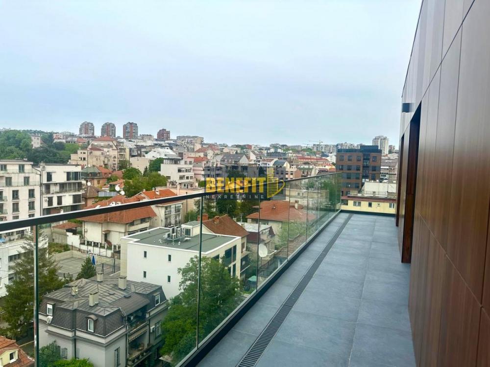 Stan na prodaju u Beogradu, Južni bulevar, cetvorosoban, 130m2, cena 560000 evra