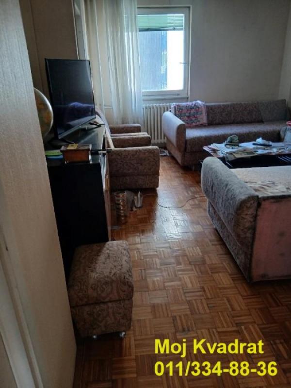 Stan na prodaju u Beogradu, Novi Beograd blok 62, trosoban, 76m2, cena 210000 evra