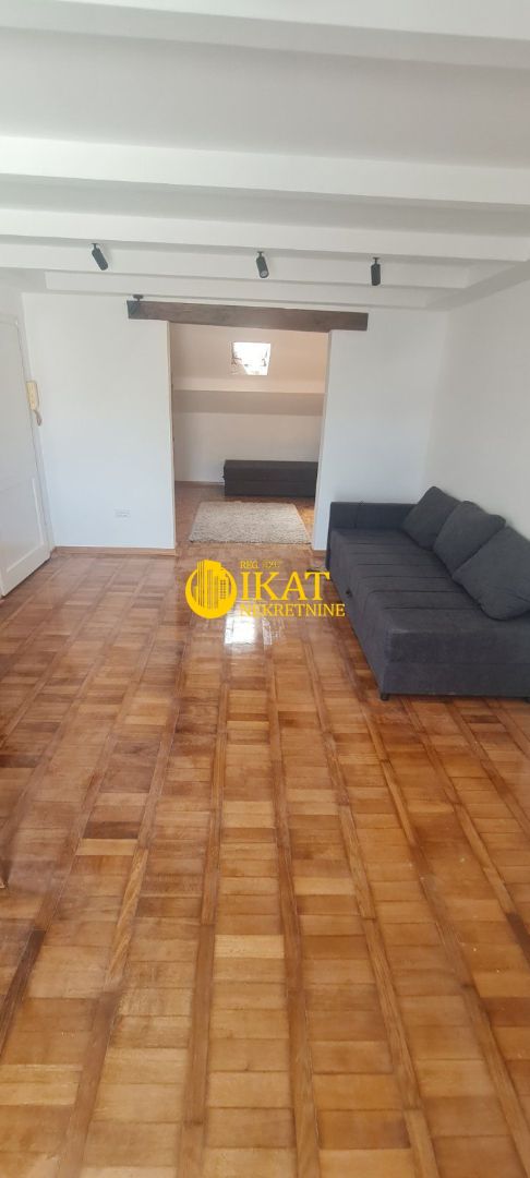 Stan na prodaju u Beogradu, Slavija, 127m2, cena 270000 evra