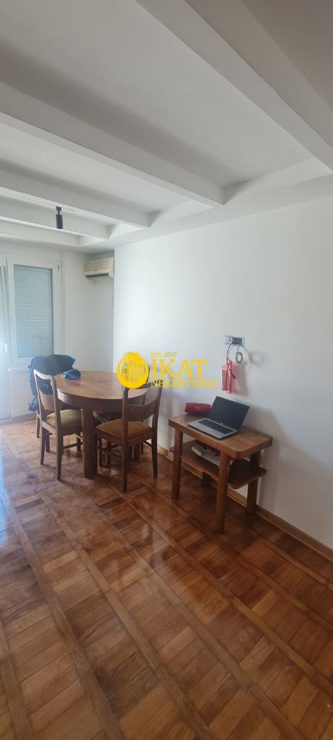Stan na prodaju u Beogradu, Slavija, 127m2, cena 270000 evra