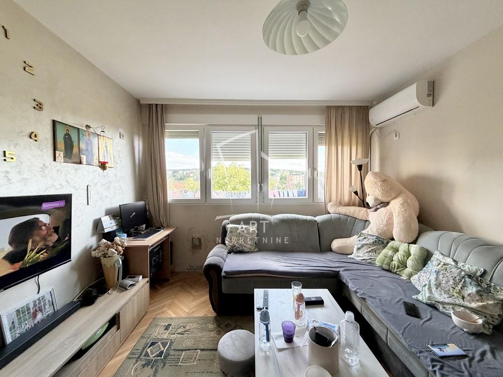 Stan na prodaju u Beogradu, Kanarevo brdo, dvosoban, 49m2, cena 148000 evra