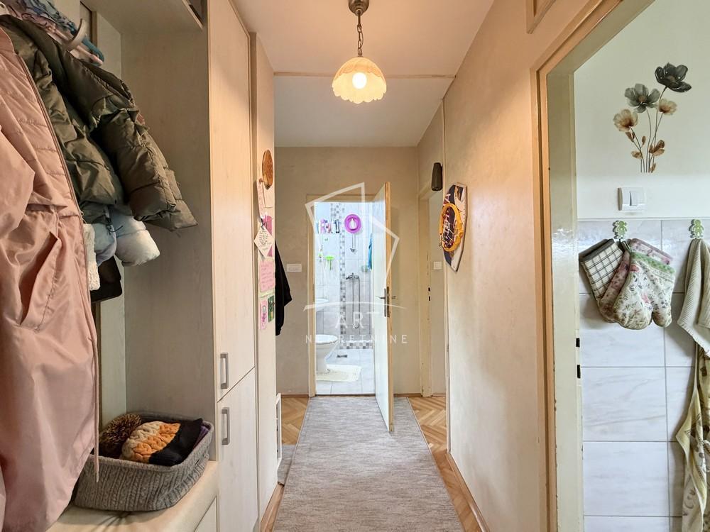 Stan na prodaju u Beogradu, Kanarevo brdo, dvosoban, 49m2, cena 148000 evra