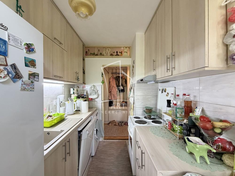 Stan na prodaju u Beogradu, Kanarevo brdo, dvosoban, 49m2, cena 148000 evra