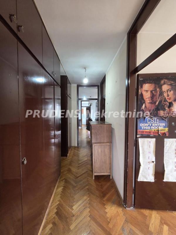 Stan na prodaju u Beogradu, Palilula, cetvorosoban, 114m2, cena 350000 evra