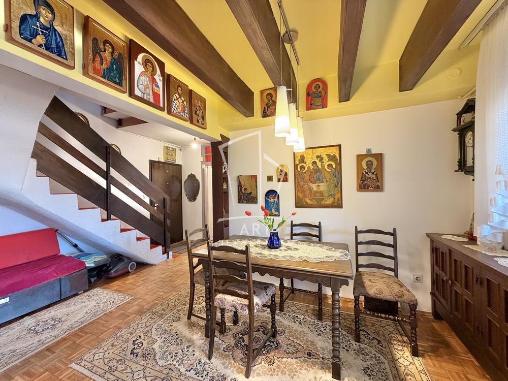 Stan na prodaju u Beogradu, Žarkovo, troiposoban, 95m2, cena 295000 evra