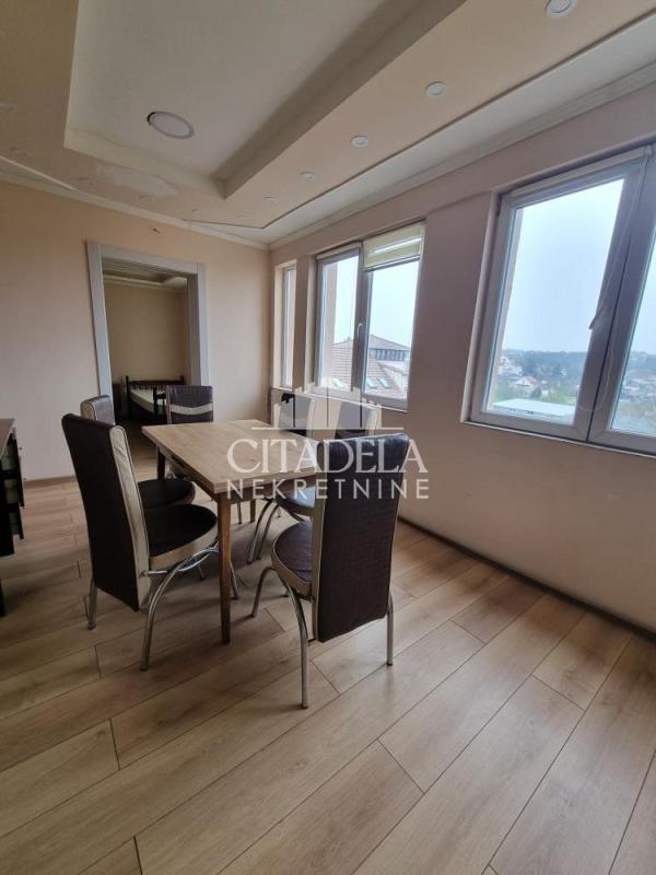 Stan na prodaju u Beogradu, Čukarica, 134m2, cena 336000 evra