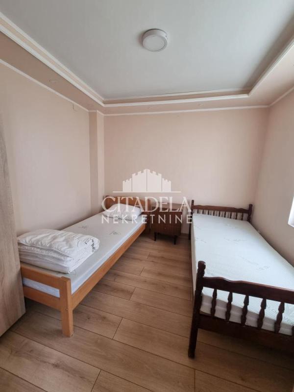 Stan na prodaju u Beogradu, Čukarica, 134m2, cena 336000 evra