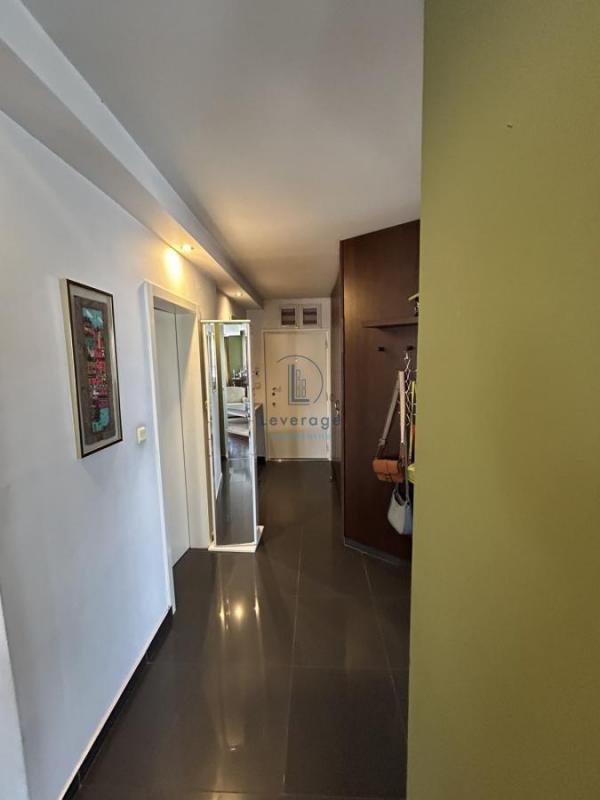 Stan na prodaju u Beogradu, Palilula, dvoiposoban, 120m2, cena 612000 evra