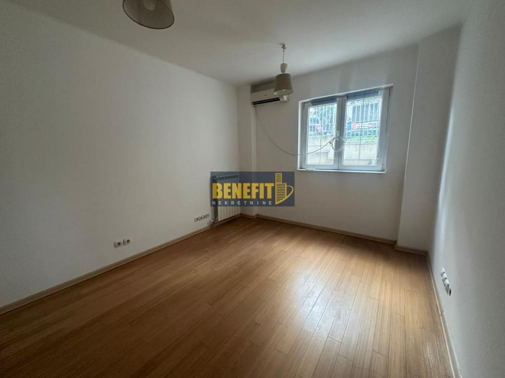 Stan na prodaju u Beogradu, Pašino brdo, dvosoban, 86m2, cena 250000 evra