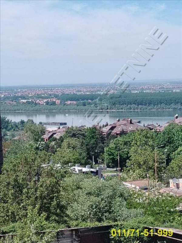 Stan na prodaju u Beogradu, Višnjička banja, trosoban, 74m2, cena 235000 evra