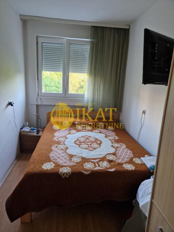 Stan na prodaju u Beogradu, Kanarevo brdo, dvoiposoban, 50m2, cena 140000 evra